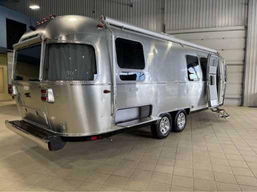 2023 Airstream flying cloud 25