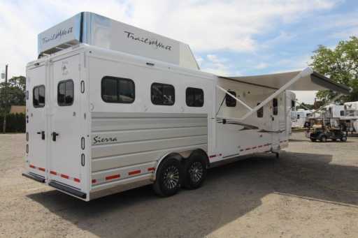 2024 Trails West sierra 13x13 living quarters trailer
