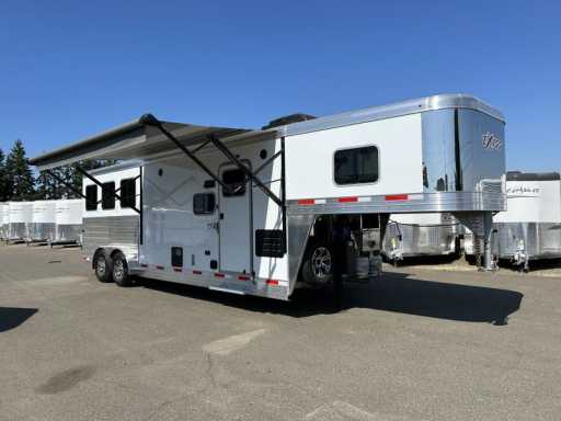 2023 Exiss escape 7310 -10ft living quarters 3 horse trailer