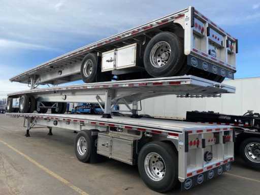 2024 Mac 48' owner opp flatbed, lift axle, 2 tool