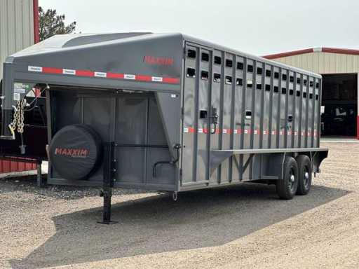 2024 Maxxim Industries livestock, 24'x6'8, 2-7k, cleated rubber
