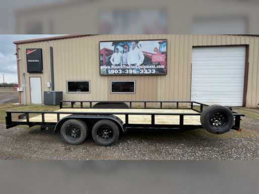 2024 Top Hat 20x83 xlp pipetop bumper pull trailer